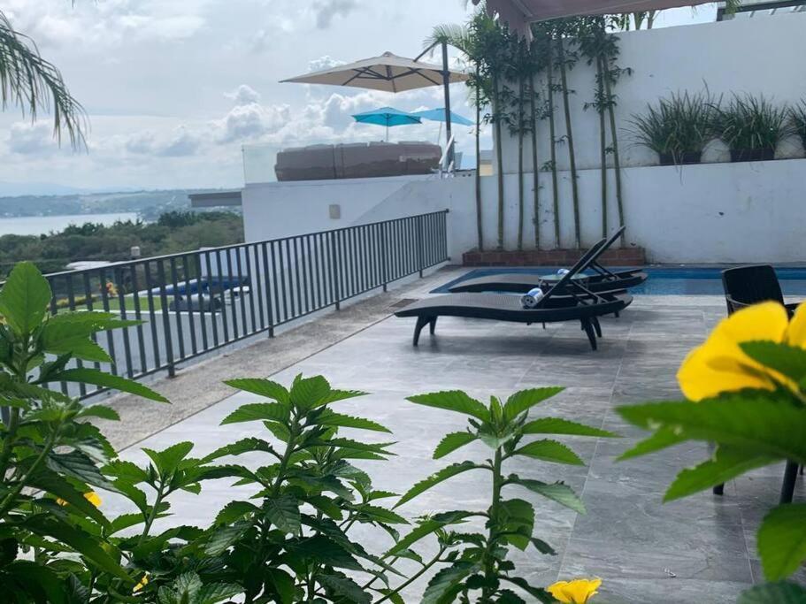 Vistalago Villa Tequesquitengo Ngoại thất bức ảnh